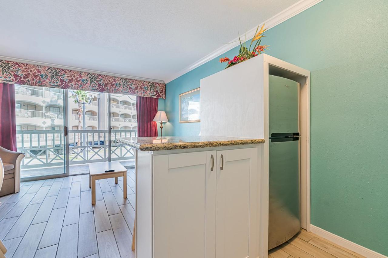 Beachside Bungalow With 2 Pools Hotel Galveston Exterior foto