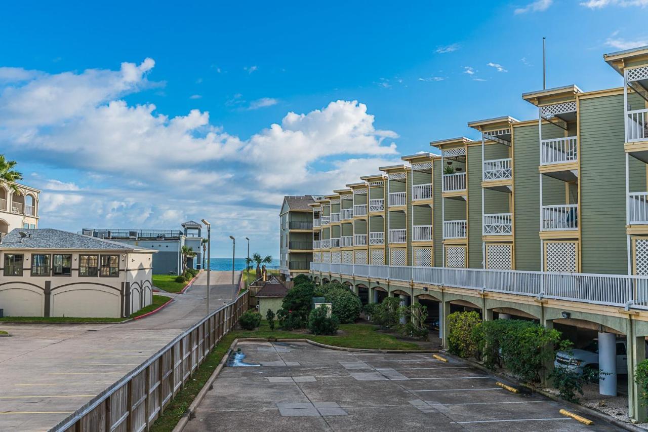 Beachside Bungalow With 2 Pools Hotel Galveston Exterior foto