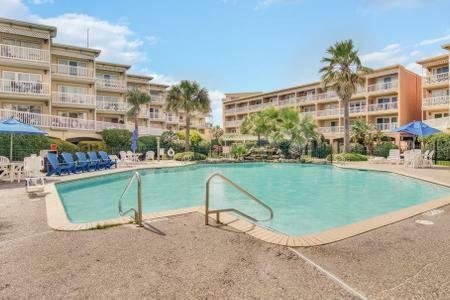 Beachside Bungalow With 2 Pools Hotel Galveston Exterior foto
